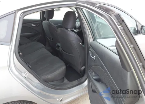 2015 Dodge Dart Sxt z USA, uszkodzony, nr VIN 1C3CDFBB5FD309598